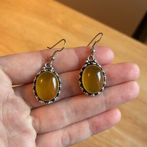 Yellow onyx silver earrings